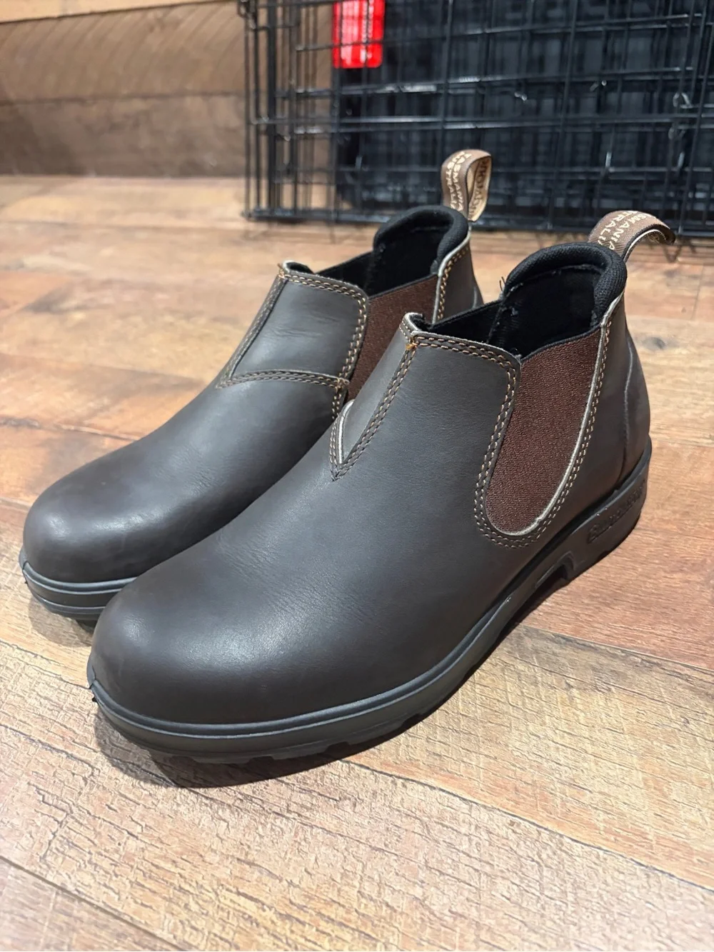 Blundstone Leather Chukka Boots - Dark Brown